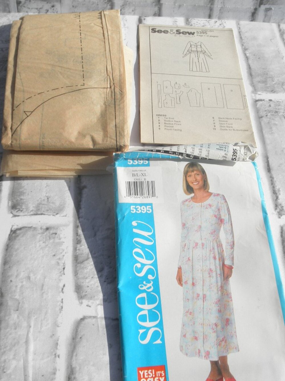 #5395, SEE & SEW SEWING PATTERN MISSES DRESS (SIZE XL)